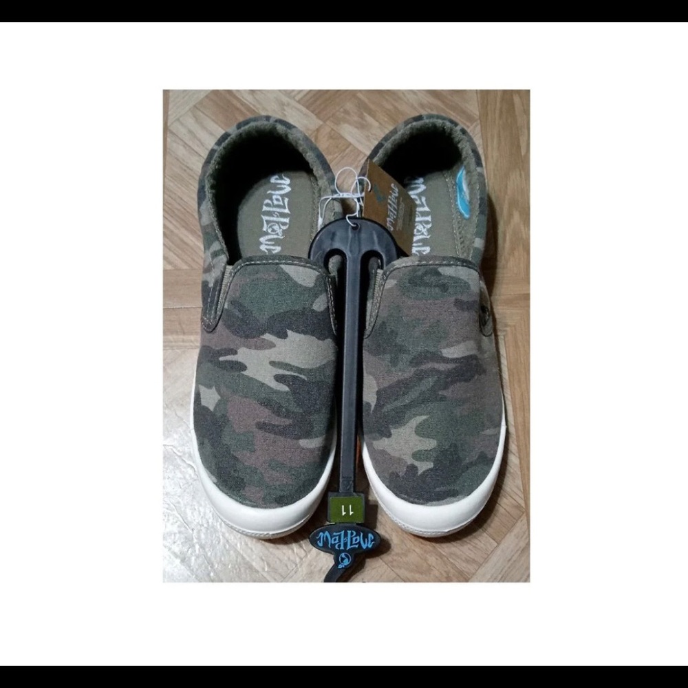 Men's Slip-on Camo Shoes